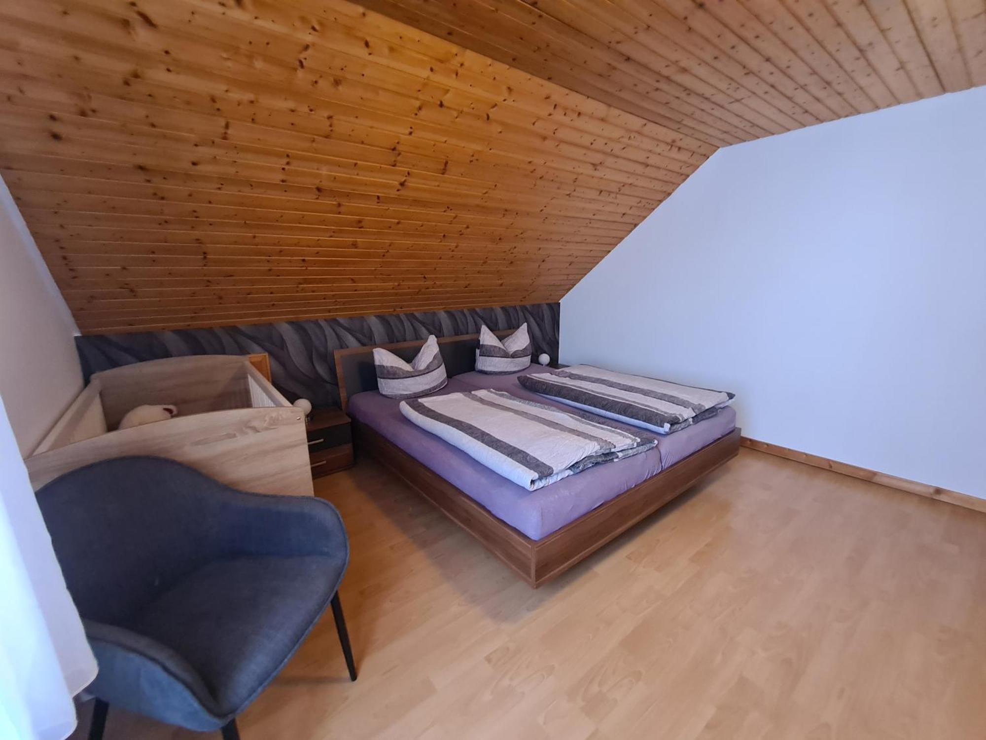 Haus Blume Apartment *